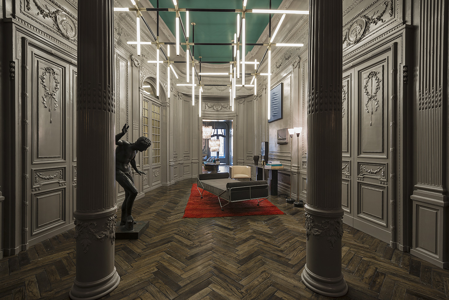image for Μέσα στο design διαμέρισμα του Palazzo Fendi