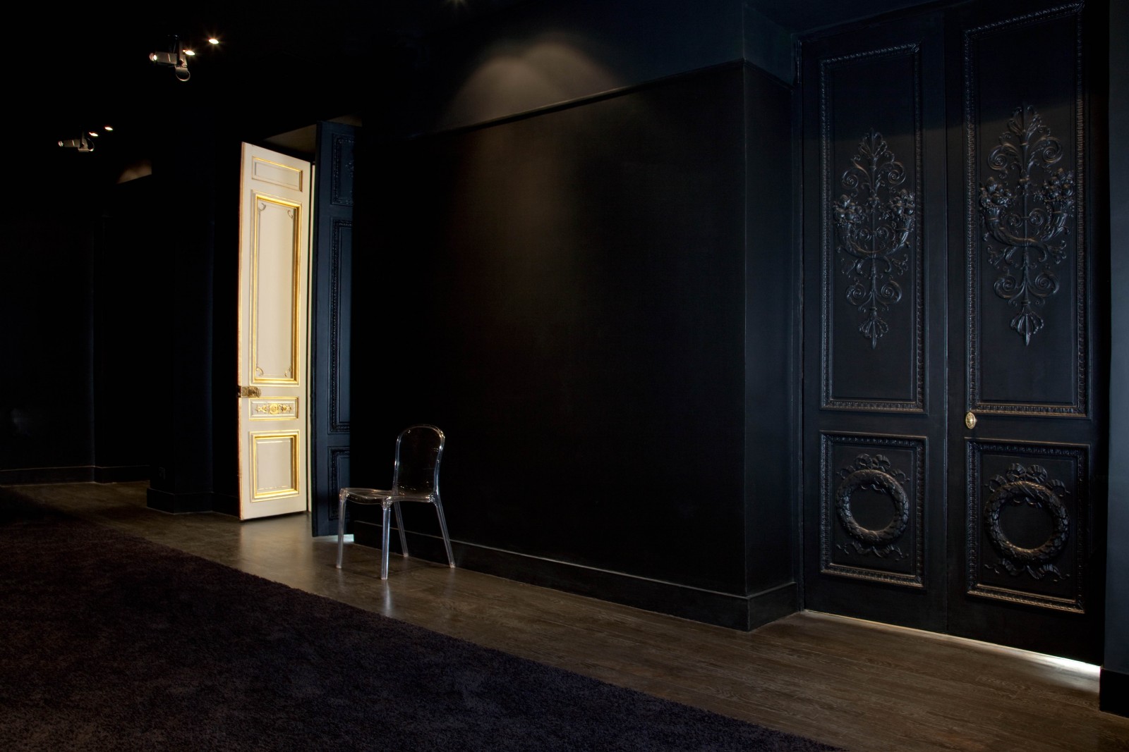 image for The Black Cigar Lounge In Paris