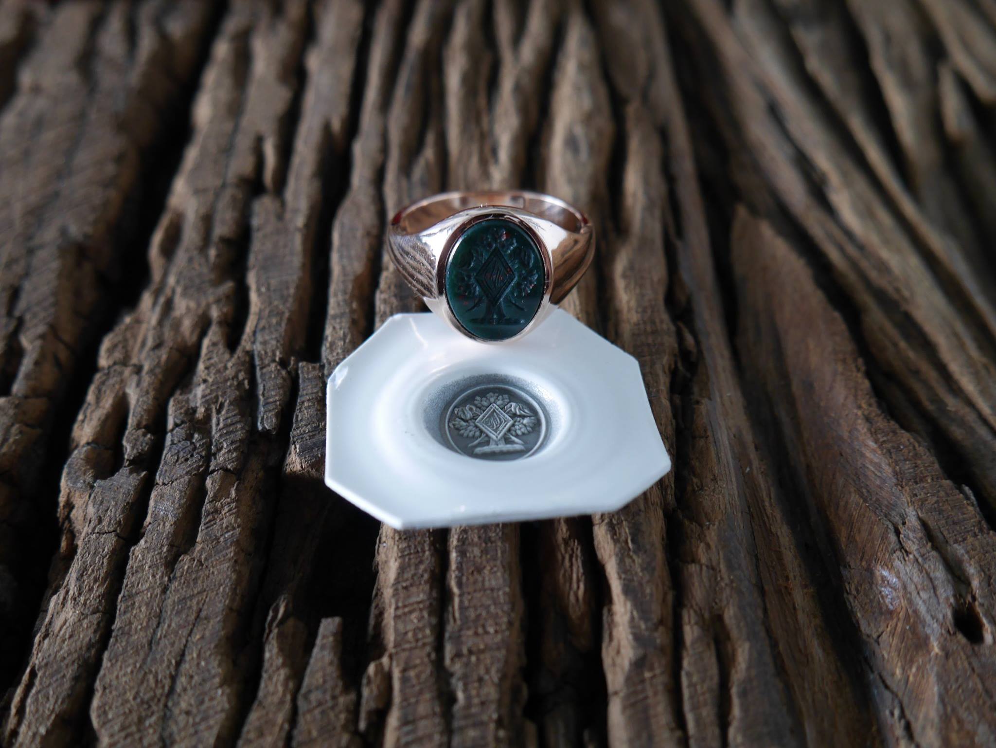 image for Signet rings & cufflinks