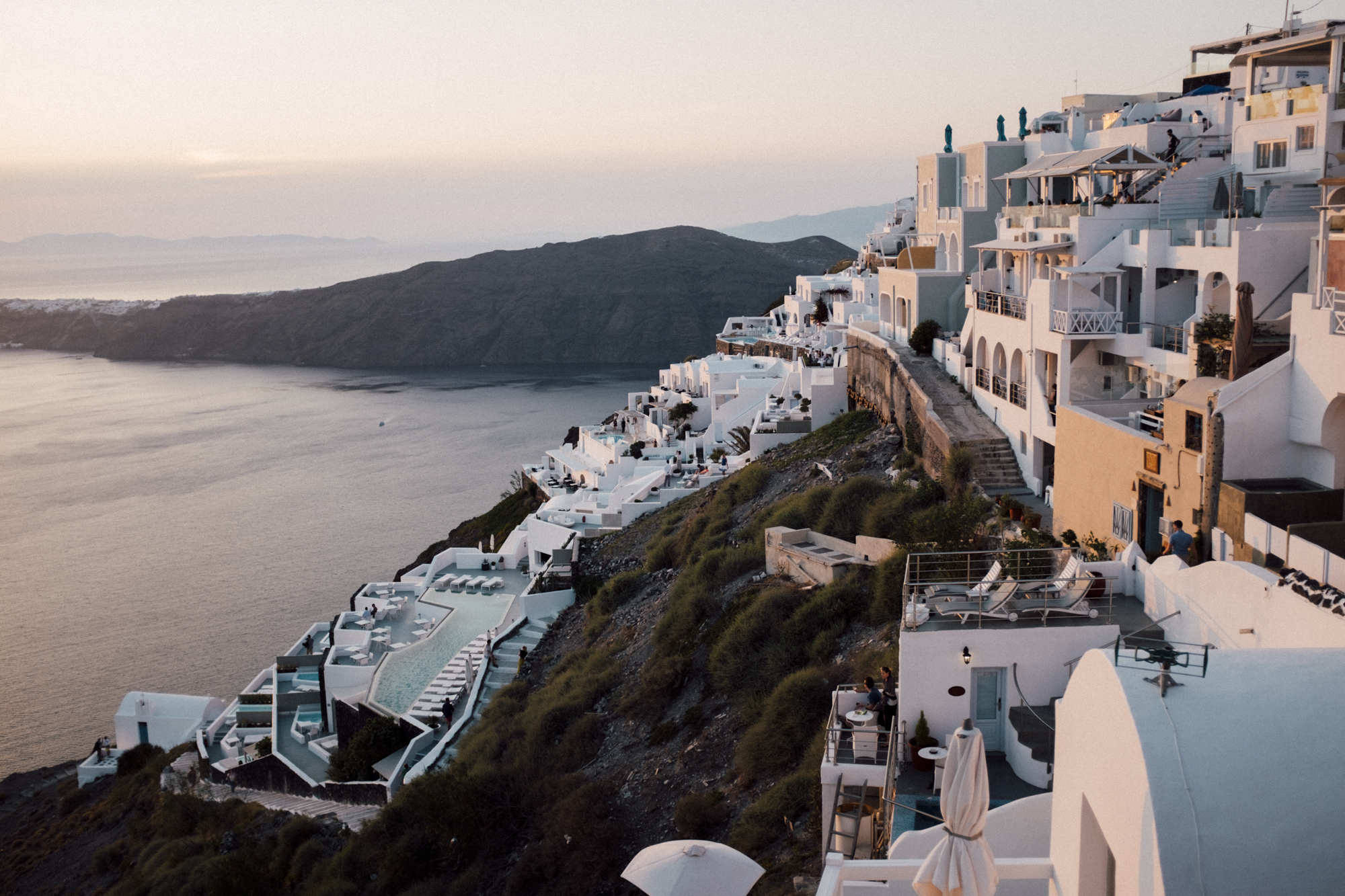 image for Santorini | The magnetic island