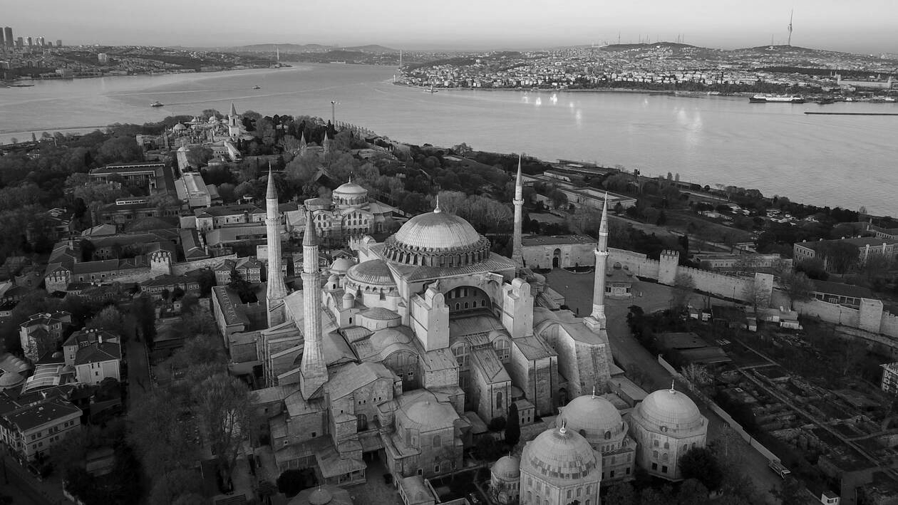 image for Ύβρις…