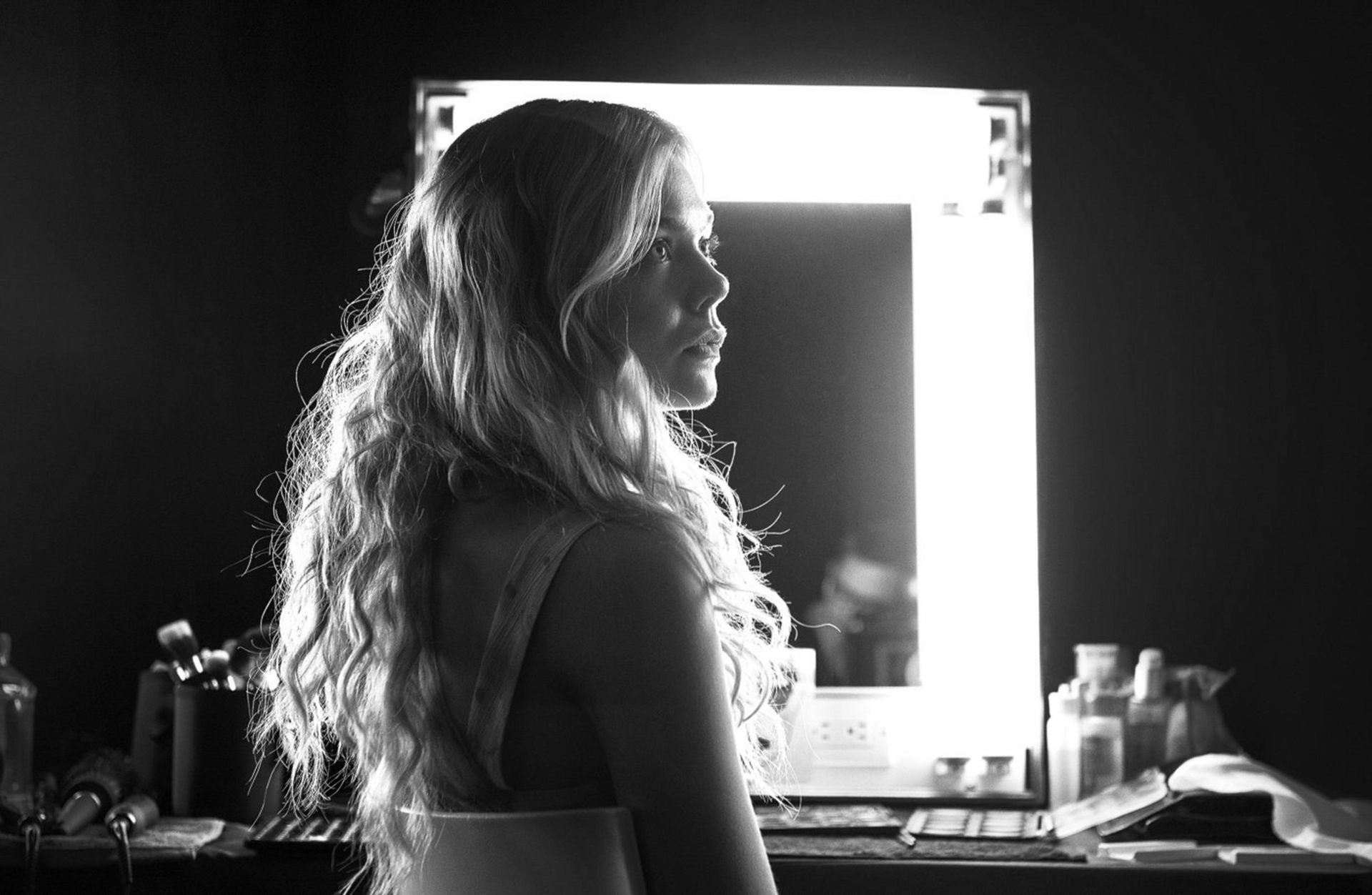 image for Her name is Elle (Fanning)