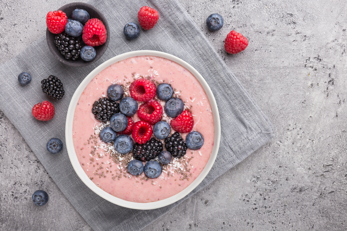 image for Live with style @Home | Smoothie μπολ με Κεφίρ και φρούτα