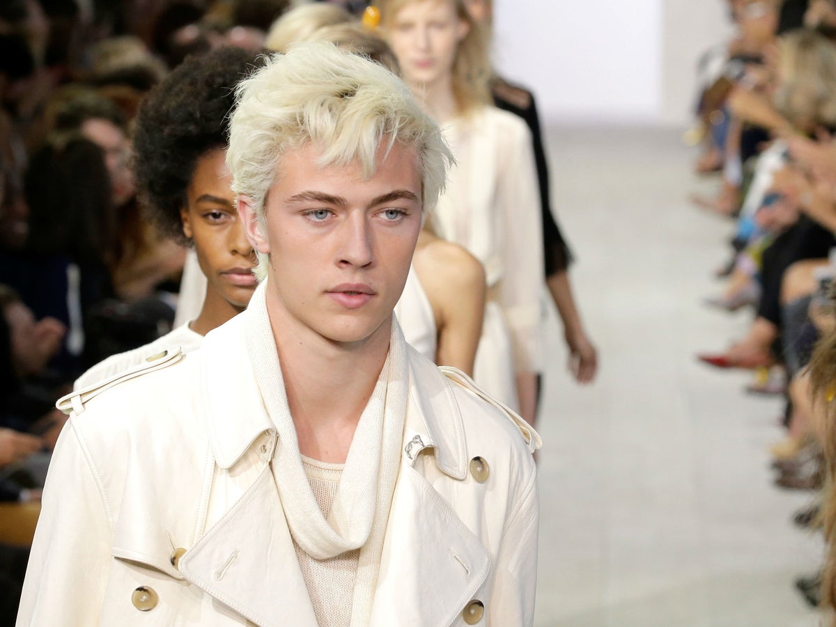 7. Lucky Blue Smith's Recommended Hair Products for Men with Fine Hair - wide 4