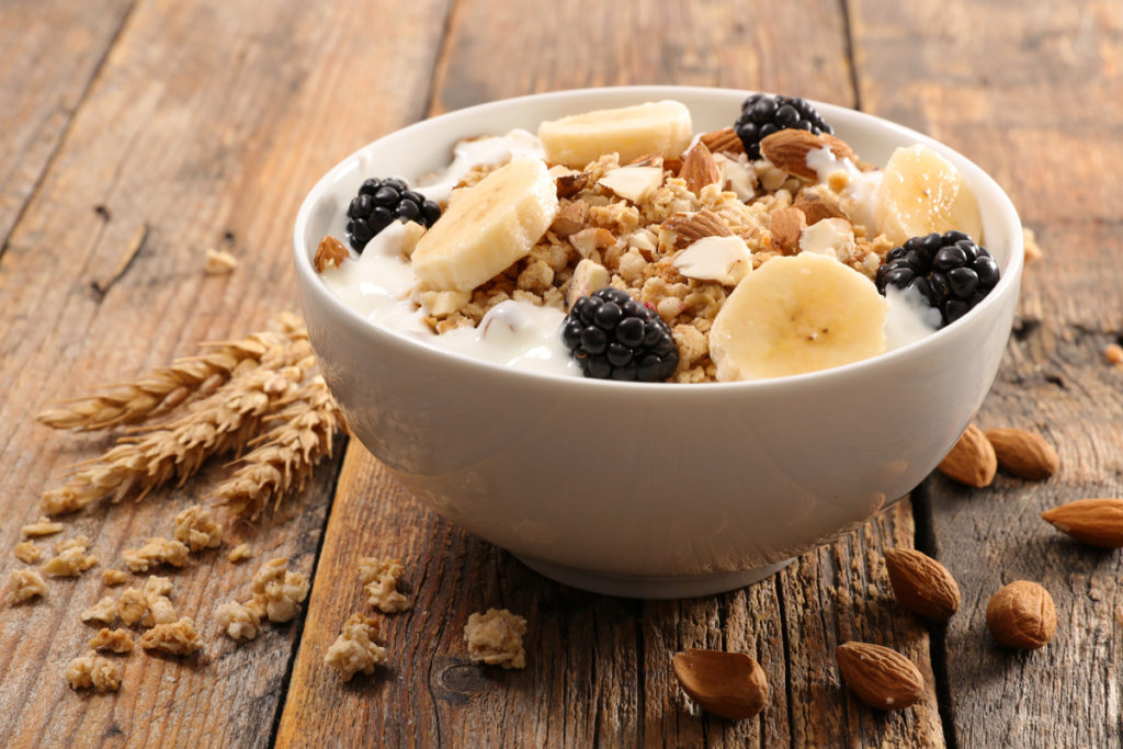 image for Live with style @Home | Granola μπολ με φρούτα, ξηρούς καρπούς & Κεφίρ