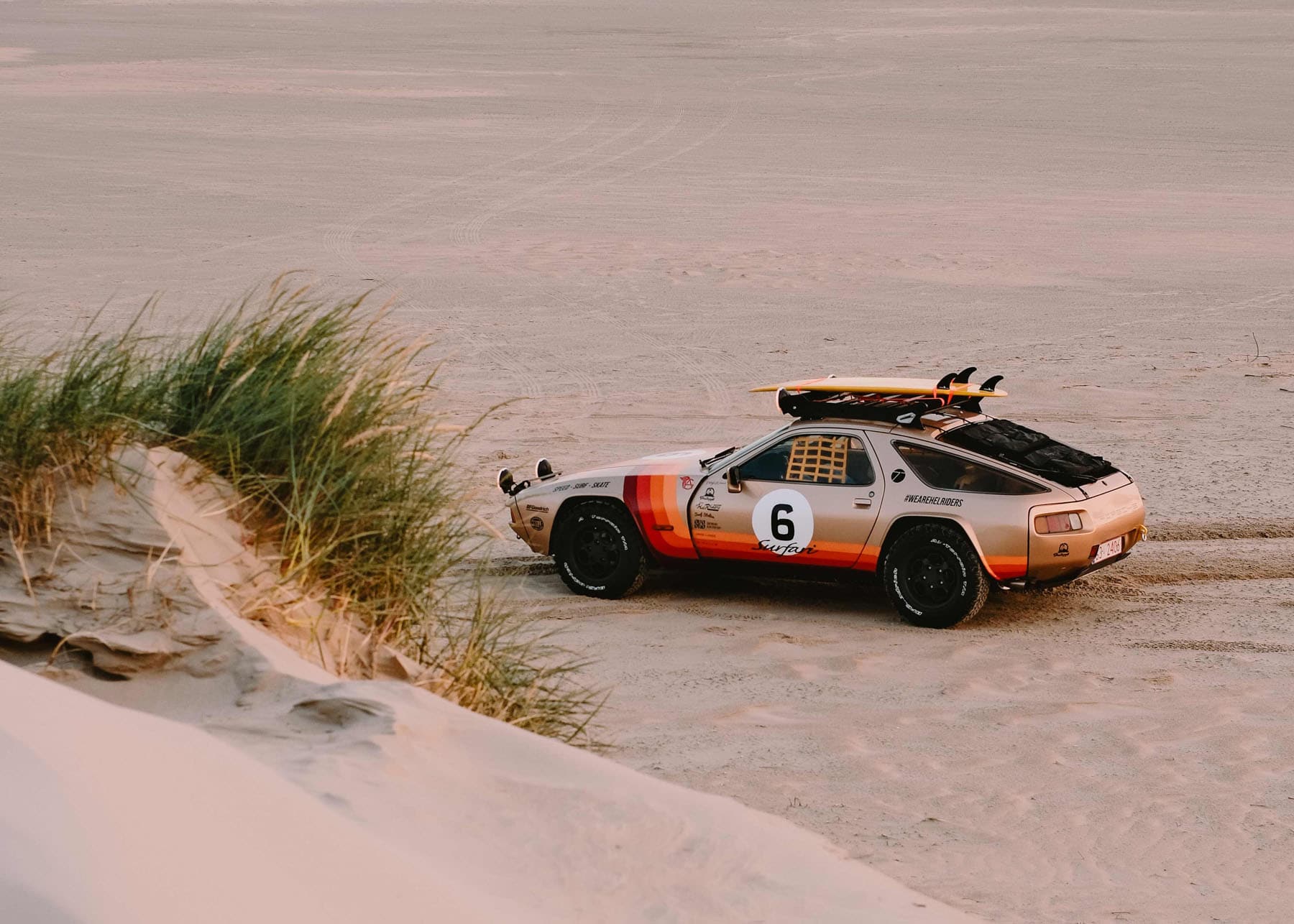 image for Porsche 928 Surfari