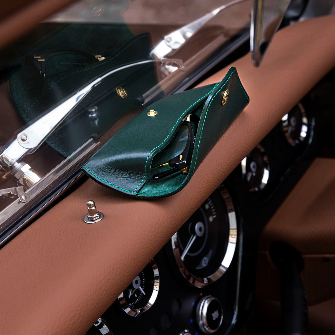 image for Luxury leatherwear